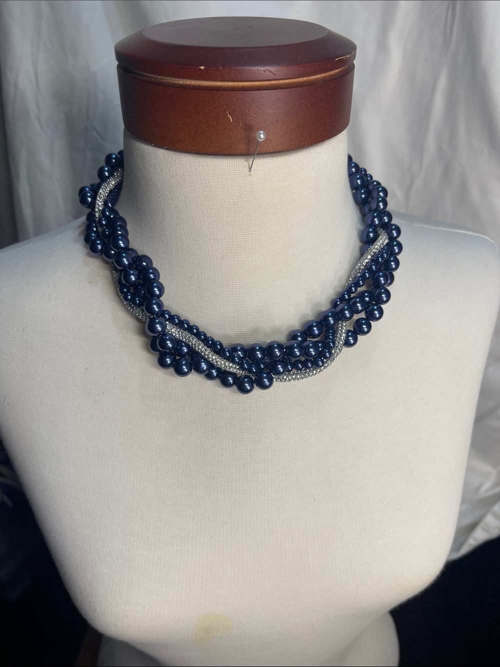 Paparazzi Elegant Blue Pearl Necklace with Matching Earrings